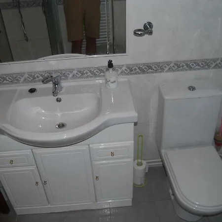 Casa En Cabanas,Amplia,Jardin, Vistas *