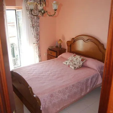 Casa En Cabanas,Amplia,Jardin, Vistas *